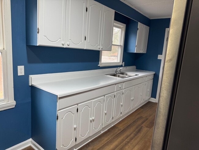 Photo - 211 Jane Ave