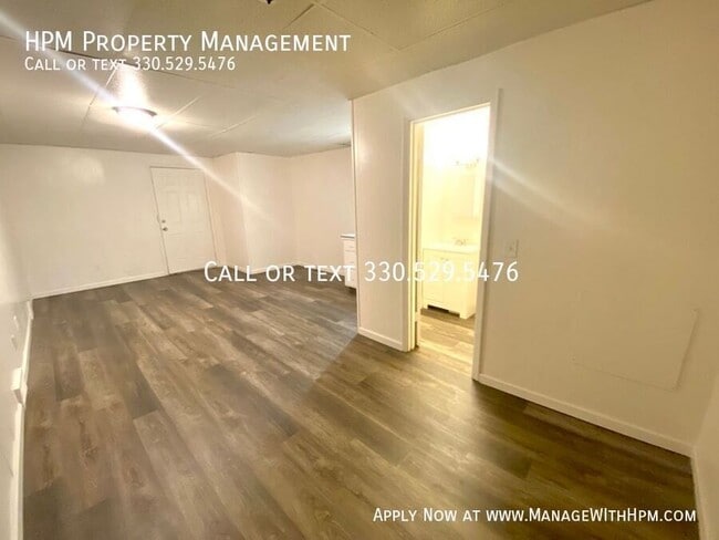 Photo - 1214 Woodward Pl NW Unidad 4
