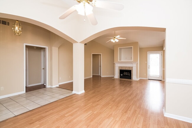 Photo - 5400 Milton Ridge Dr