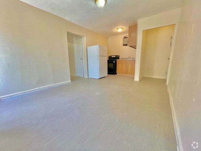 Building Photo - 1 bedroom in New York NY 10474 Unit B Rental