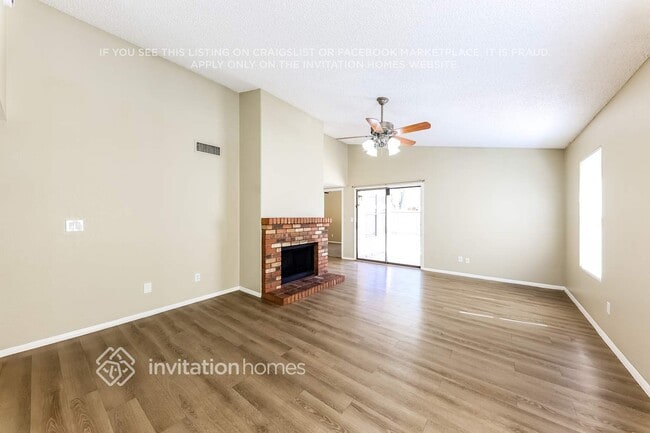 Photo - 11841 N 76th Ln