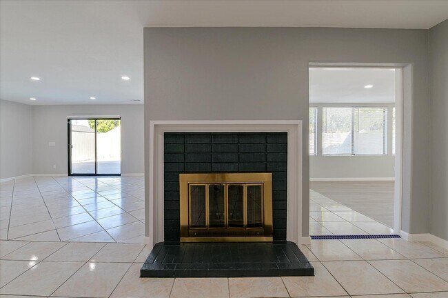 Photo - 12931 Morene St