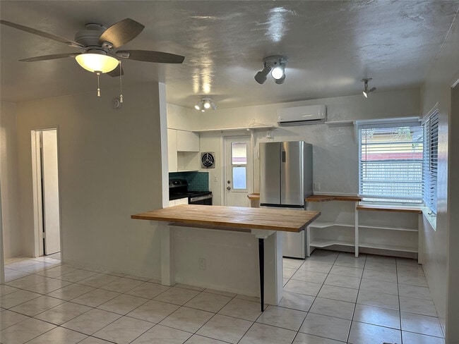 Photo - 1101 NE 17th Way Unidad 4