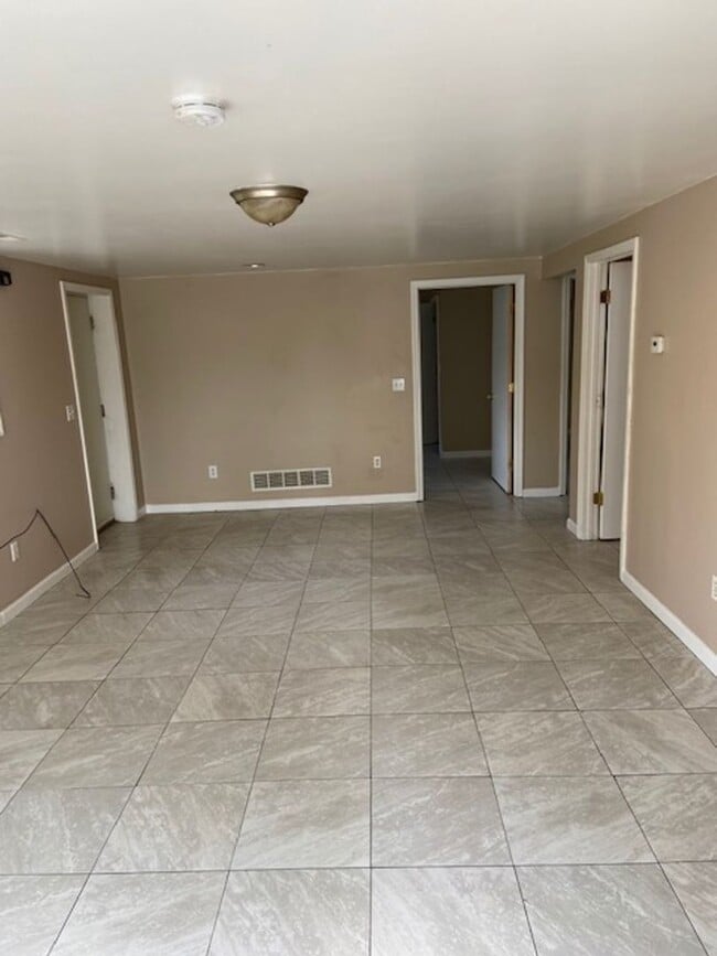 Photo - 1131 Lynn St Unit 1131A