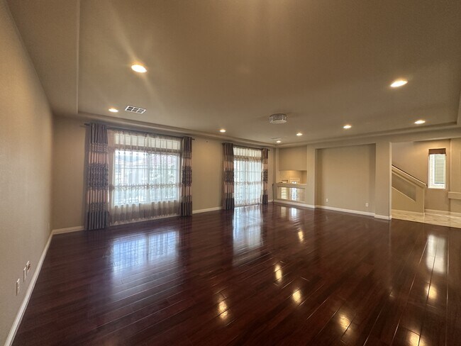 Photo - 8125 Crimson Creek Ct