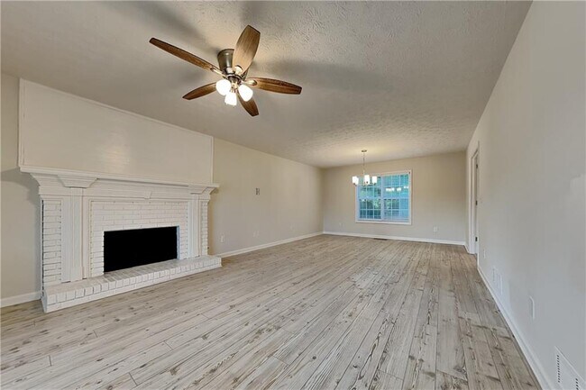 Photo - 1555 Rose Pointe Dr