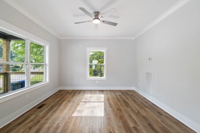 Photo - 5412 Dorsey St