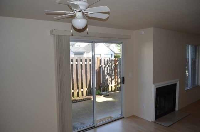 Photo - 7292 SE Thiessen Rd