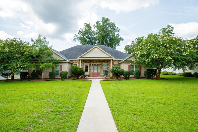 Spacious 4-Bedroom, 3-Bath Home with Large... - Spacious 4-Bedroom, 3-Bath Home with Large...