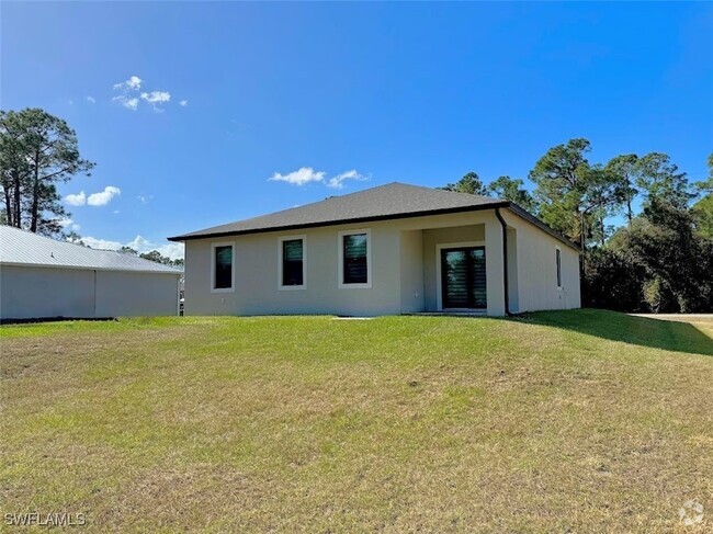 Building Photo - 8033 Sandy Cir Rental