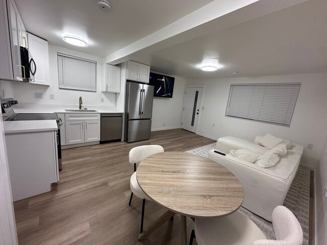 Photo - 1747 NE 147th St