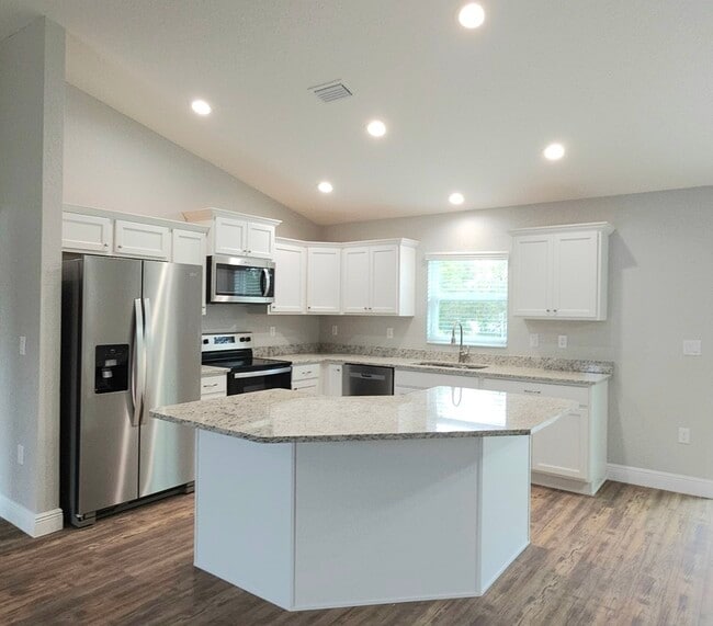 2797 SW 161st Loop