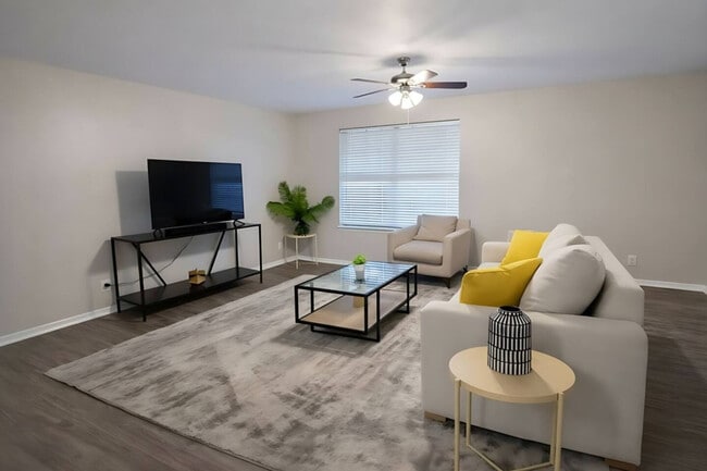 Building Photo - 3013 Northridge Dr Unit SI ID1579213P
