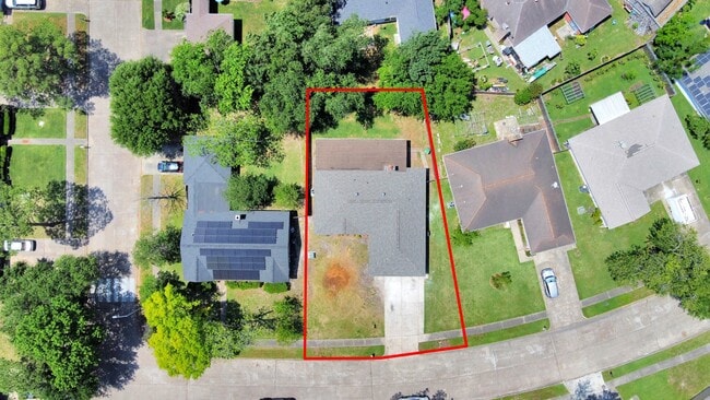 Photo - 10707 Shannon Hills Dr