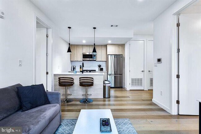 Photo - 1806 I St NE Unit 7