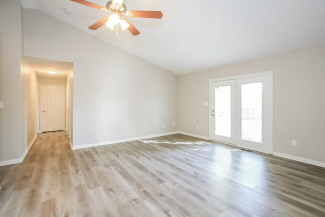 Photo - 6447 Coburn Ave