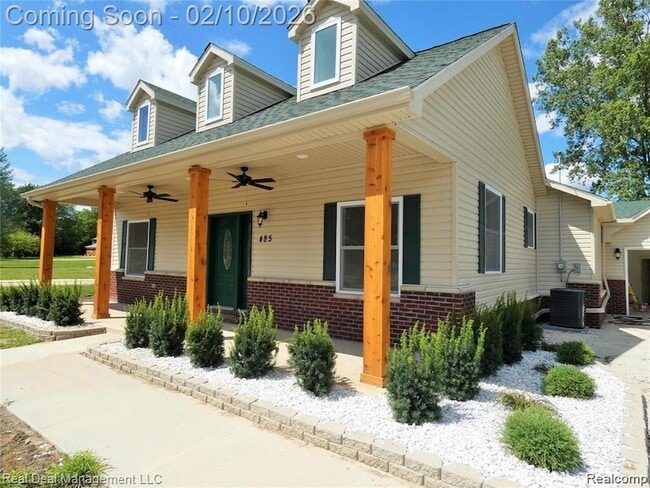 Photo - 485 Upland Ave