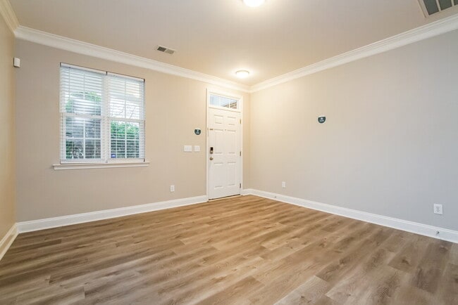 Photo - 3651 Marshlane Way