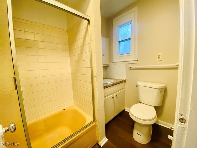 Photo - 51 Oakdale Ave