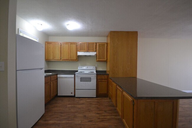 Photo - Bolivar MO 2 Bed 1 Bath Apartment Unit 217