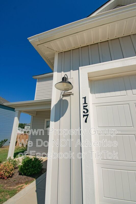 157 Easy St