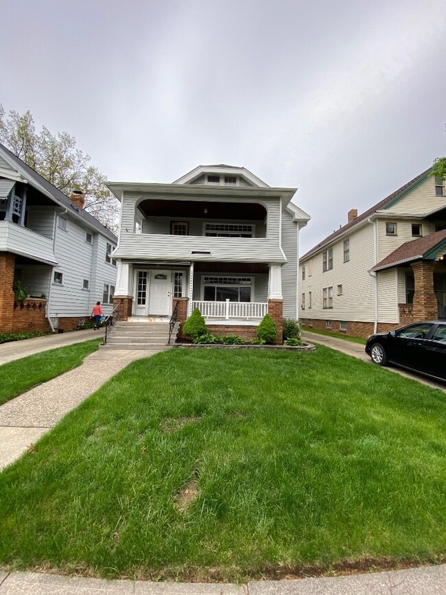 2243 Northland Ave