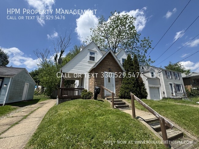 Building Photo - 1613 Spring Ave NE