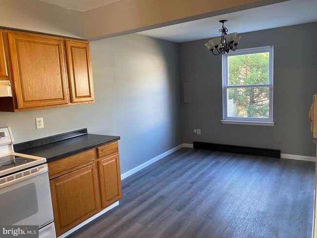 Building Photo - 14 Berkshire Rd