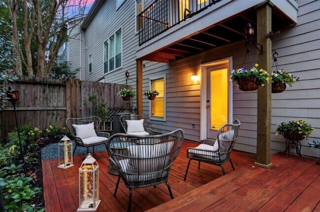 Photo - 1015 Eberhard St