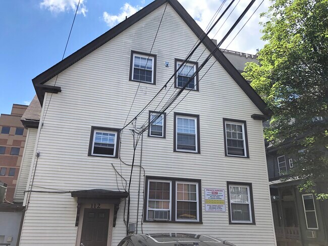 Photo - 112 Waterman St Apartments Unit 7