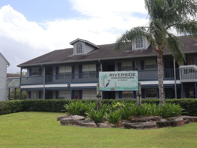 Building Photo - CONDO 2Bedroom 2 Bath MOVE IN READY CALL C...