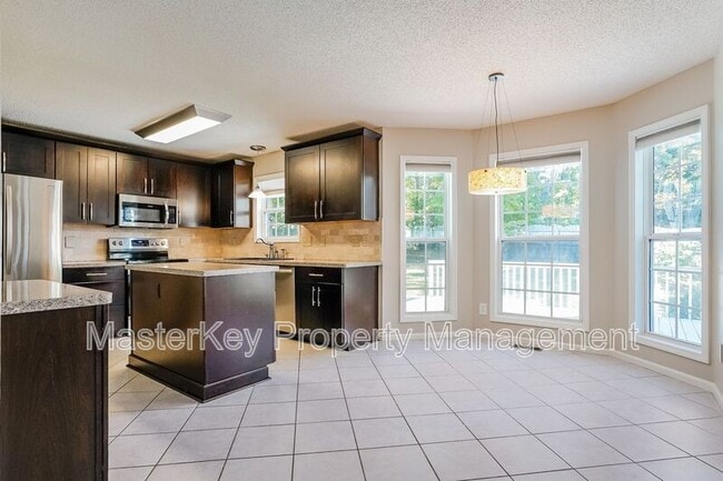 Photo - 105 Grandtree Ct