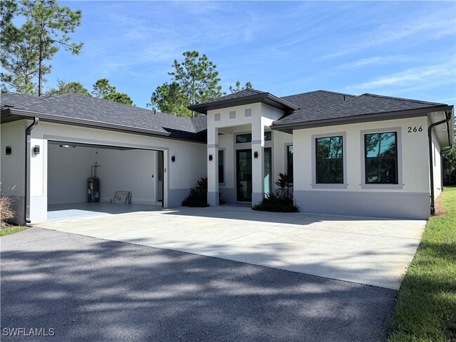 Building Photo - 2266 Desoto Blvd S