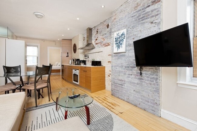 Photo - 1 Hull St Ct Unit F