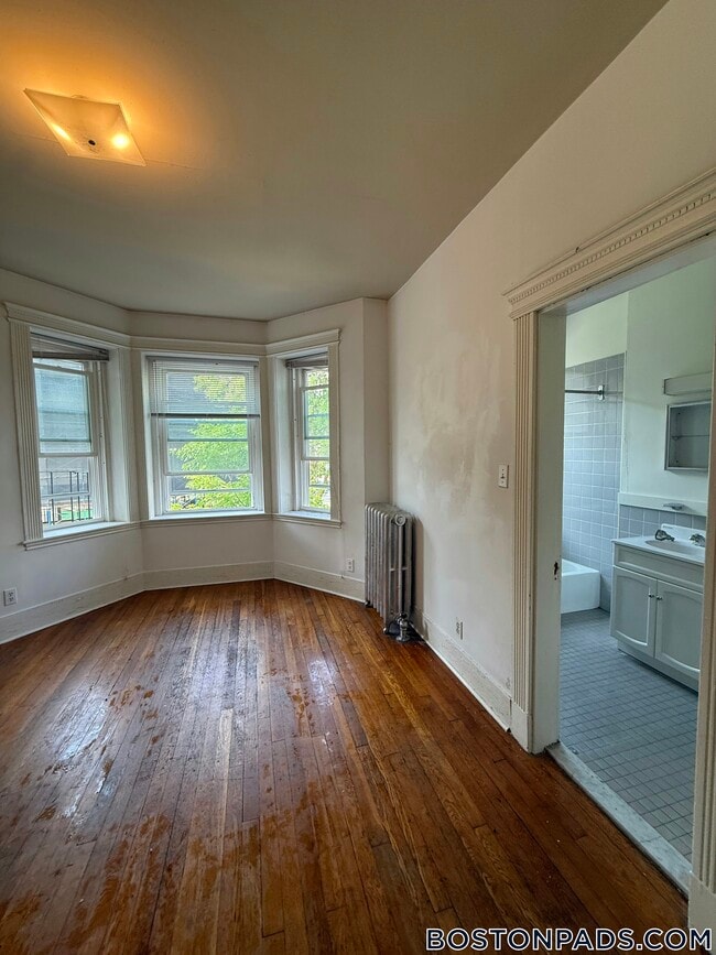 Photo - 28 Westland Ave Unit 10