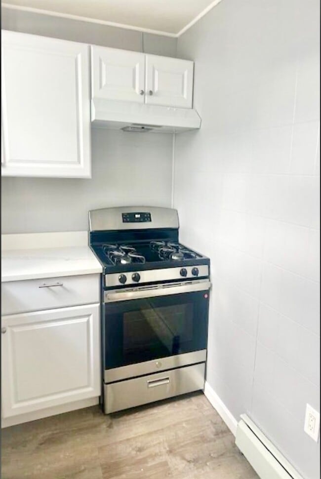 Photo - 22-24 Lawn Avenue Unit #1F