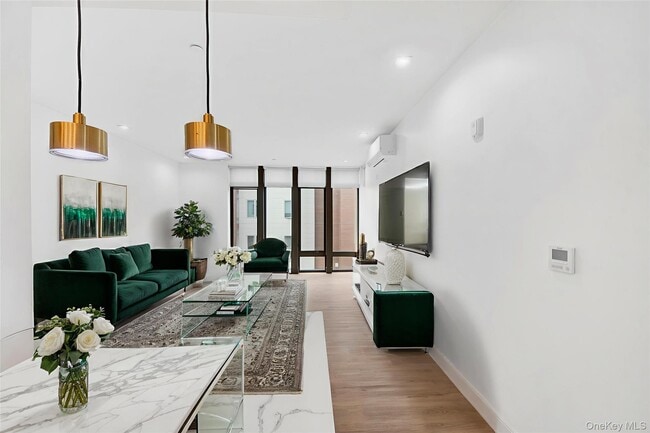 Photo - 625 N MacQuesten Pkwy Unit 2B