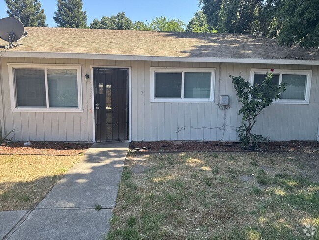 Building Photo - 8821-8823 Kelley Dr Unit 8825 Rental
