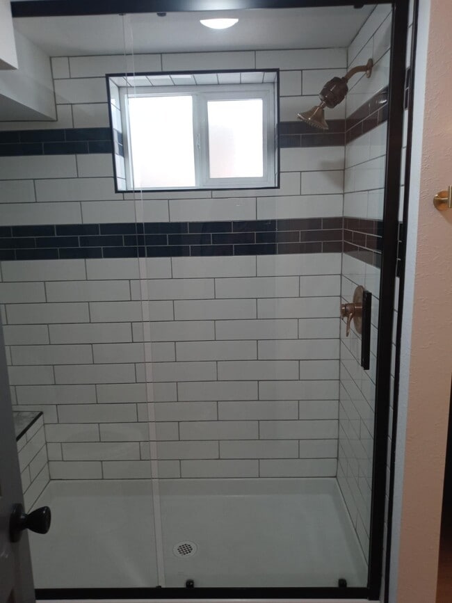 Photo - 7920 Hooker St Unit B