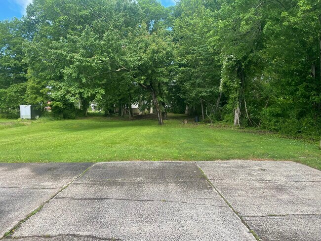 Photo - 52 French Ave