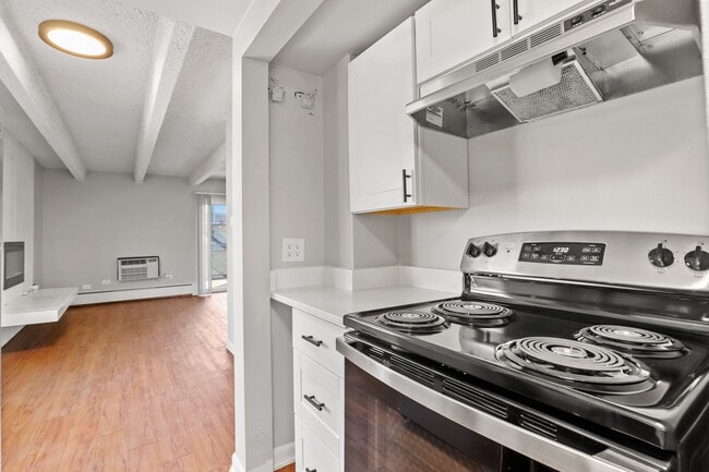 Photo - Pearl Street Flats