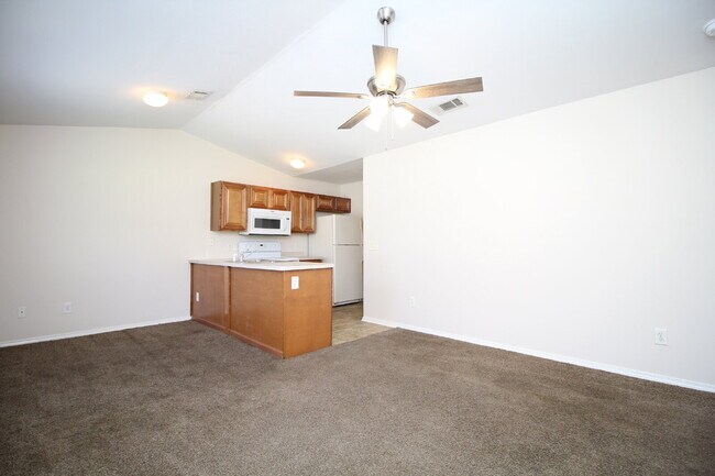 Photo - 2BR/2BA Duplex in Northeast Pensacola Near Burgess Rd – Open Layout & Convenient Location Unit B