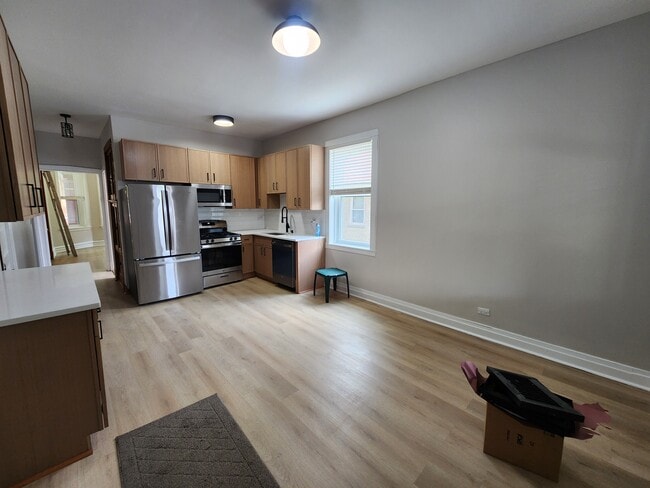 Photo - 5453 W Giddings St Unit 1