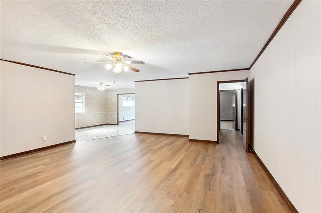 Photo - 1304 Pecan Ave