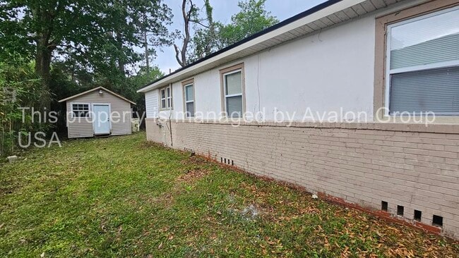 Photo - 3056 Date St