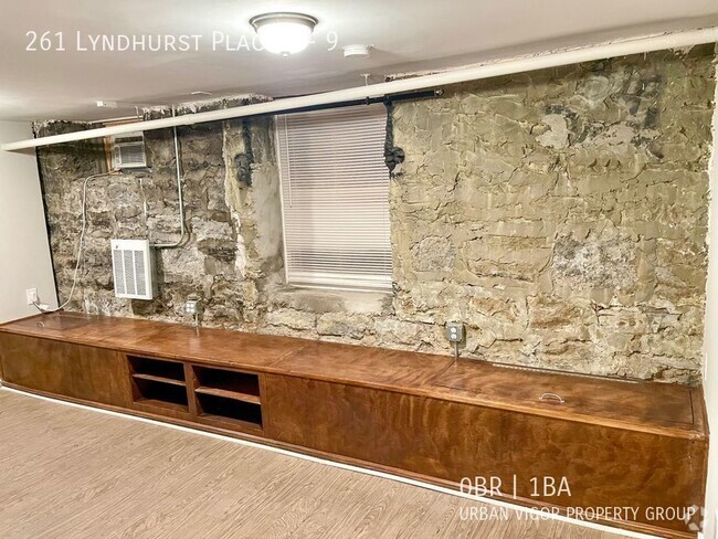 Building Photo - 261 Lyndhurst Pl Unit 9 Rental