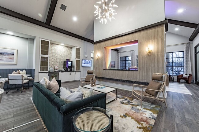 Clubhouse with Wi-Fi