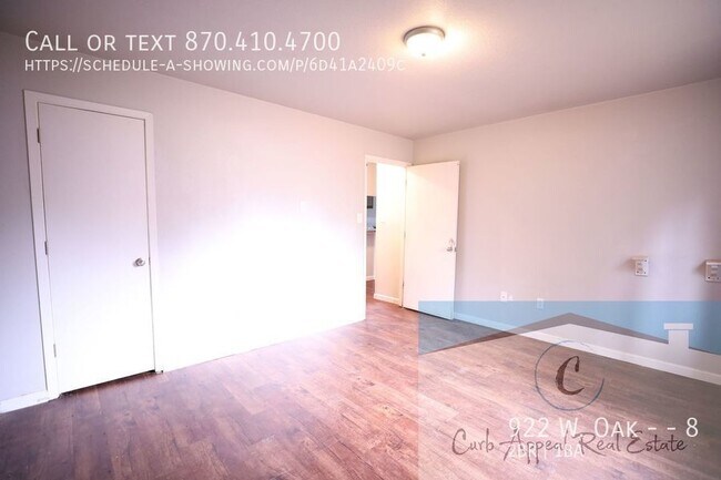 Photo - First month move in special $450!!   2 bed... Unit 8