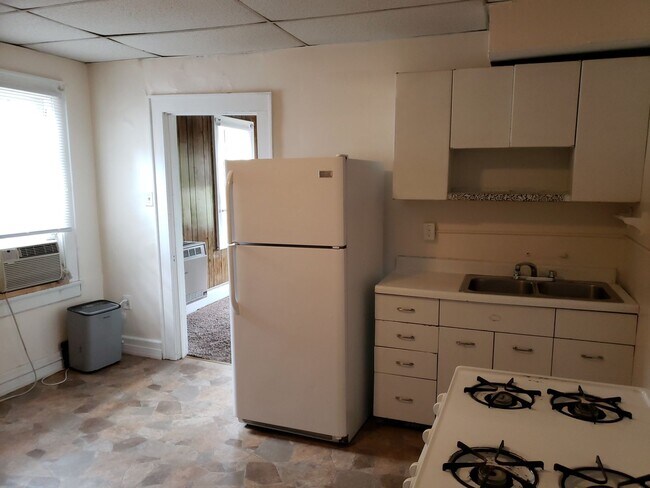 Photo - 233-235 Grant Avenue Unit 235