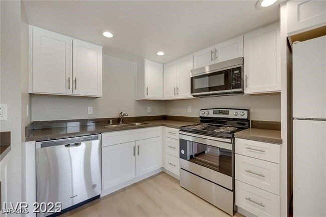 Photo - 8804 River Pines Ct Unit 202
